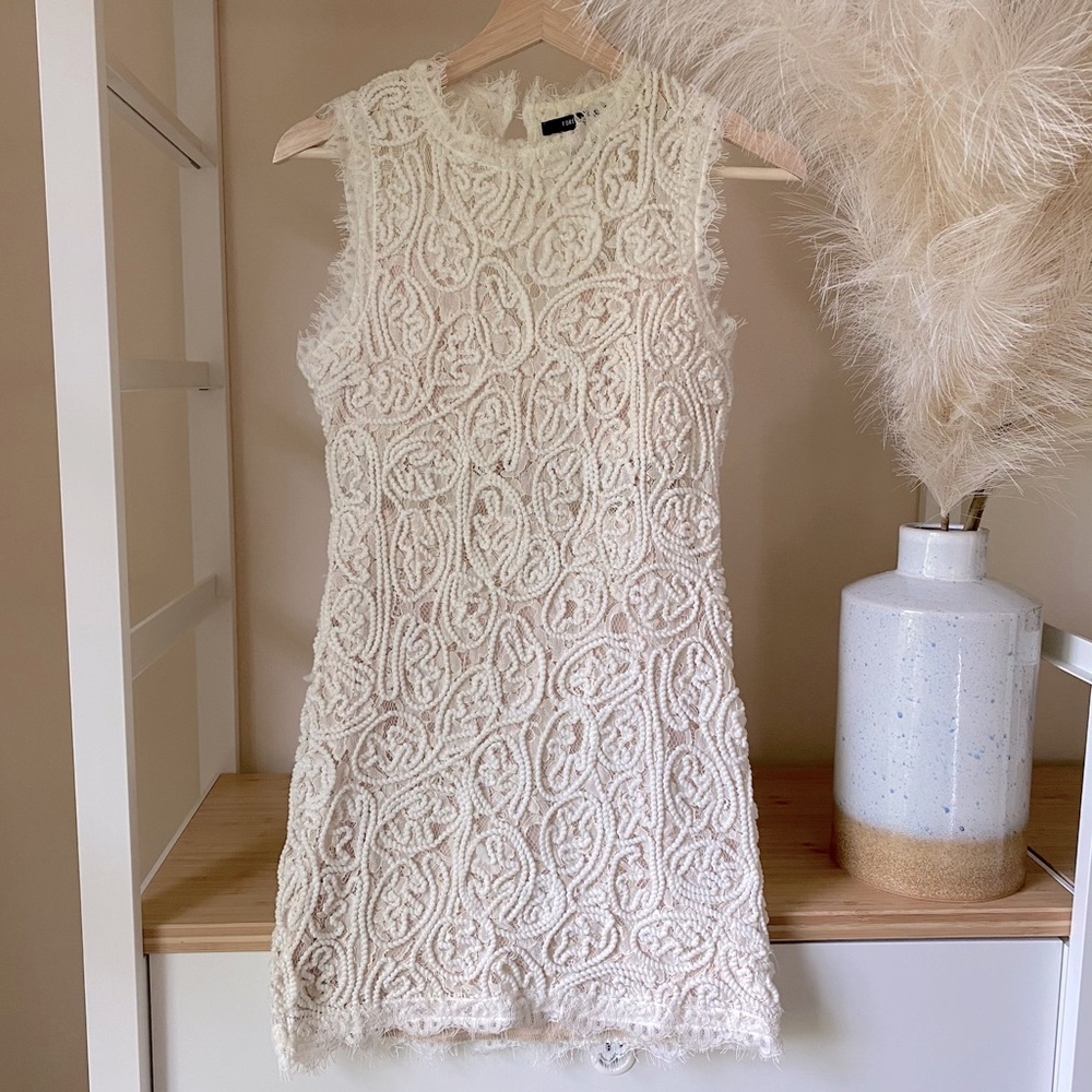 Mini White dress